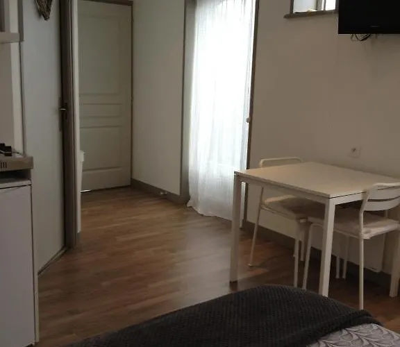 Le Magloire Bed & Breakfast